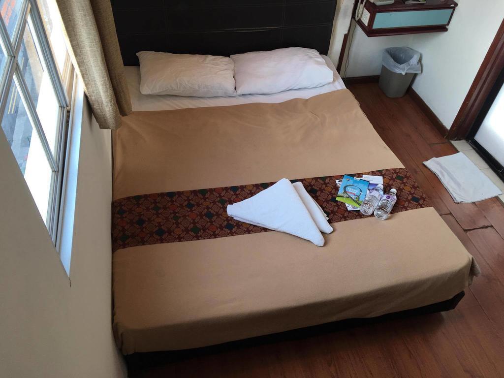 Happy Hotel Singapore Bagian luar foto